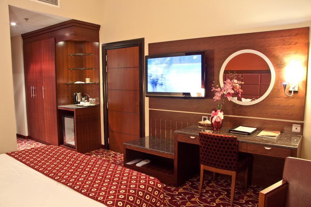 Ramee Rose Hotel Манама Екстер'єр фото