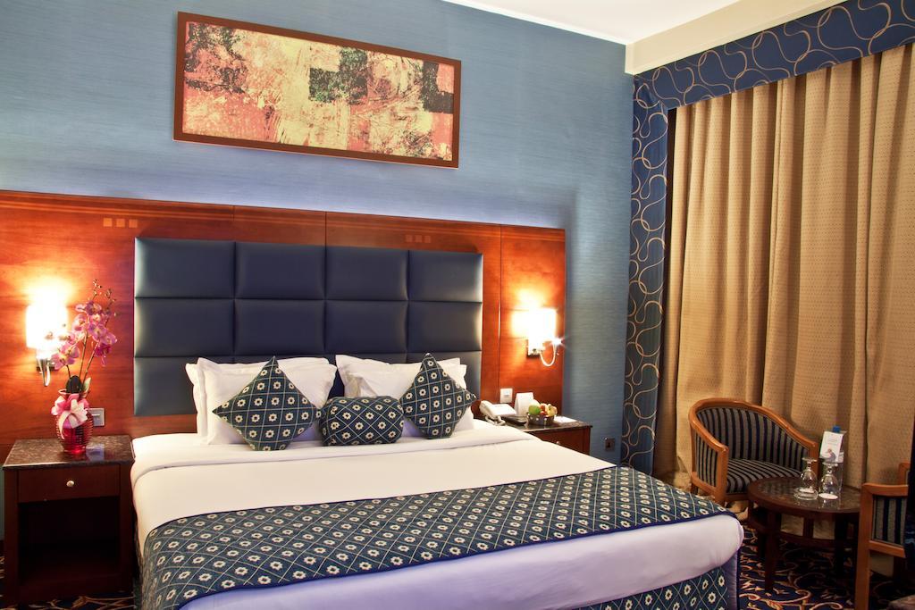 Ramee Rose Hotel Манама Екстер'єр фото